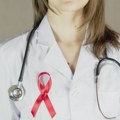 USOP povodom Međunarodnog dana sećanja na preminule od HIV-a : Nedopustivo je da osobe koje žive sa ovom bolesti i dalje trpe…