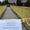 Inspektor procenio oštećenja: Zabranjeno korišćenje pešačkog mosta u Ćupriji