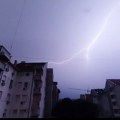 Alarmi gore, upozorenja se ne gase! Evo kakvo će vreme biti u gradovima u Vojvodini po satima: Ova mesta da se spreme, stiže…