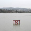 RHMZ izdao upozorenje: Očekuje se veći porast vodostaja Dunava, talas sutra stiže do Bezdana