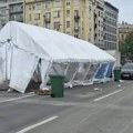 Provladini blokaderi već 34. dan blokiraju centar Beograda: Šatori kriju prazne krevete i kutije