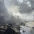 Najmanje 133 žrtve u padu aviona: U letelici bilo 11 dece - nezapamćena tragedija u Indiji (video)