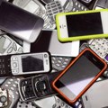 Naučnici smislili kako da izvuku zlato iz starih telefona i laptopova