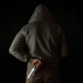 Страх завладао њујорком: Нападач иде градом и насумично сече мушкарце по левој страни лица, верује се да је реч о…