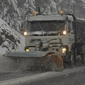 Neprospavana noć za užičke putare: Teška mehanizacija održavala puteve prohodnim čitave noći, uvedena potpuna obustava za…