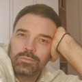 Podočnjaci i raskopčana košulja: Ivan Bosiljčić se oglasio u cik zore, evo sa čim se suočava: "Kriknuću!"