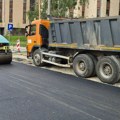 JKP Šumadija nastavlja radove širom grada: Asfaltiranje, signalizacija i uređenje zelenih površina