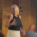 (Video) Ana Divac Sarajevo digla na noge: Zaigrala kolo, pa zanjihala kukovima, Vlade se latio mikrofona, atmosferu doveli do…