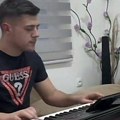 Srpski muzičar (22) poginuo u stravičnoj saobraćajnoj nesreći Kolege objavile potresnu poruku, reči kidaju dušu