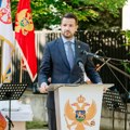 Srbija i Crna Gora: Prva poseta novog crnogorskog predsednika Jakova Milatovića Beogradu, pre razgovora večera, vino i pesma