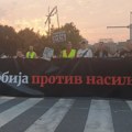 Šesnaesti protest „Srbija protiv nasilja“: Građani stigli ispred Ministarstva prosvete