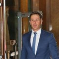 Uprkos divljanju opozicije, Srbija ide dalje Siniša Mali najavio novo povećanje plata i penzija, kao i dalje investicije