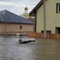 Panika u Rusiji: Porastao vodostaj reke, poplavljeno 1.000 kuća, nastavlja se evakuacija građana: "Količina vode je…