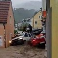 Reke teku ulicama i nose sve pred sobom Apokalitične scene iz Austrije pogođene poplavama (foto/video)