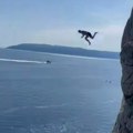 Samo za najhrabrije: Momci iz Hrvatske skaču u more sa 27 metara visine, a od snimka zastaje dah (video)