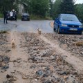 Proglašena vanredna situcija na teritoriji cele opštine Ljig: Bujica nosila puteve, poplavila vrtiće i ušla u kuće (foto)
