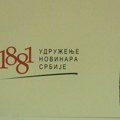 UNS: Težak položaj novinara u Srbiji, pravosuđe decenijama nemoćno da kazni ubice novinara