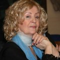 Ove reči će pisati na nadgrobnom spomeniku Lepe Lukić: "Ovde leži..."