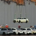 Na prodaju BMW automobili s teretnog broda uništenog u požaru?