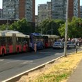 Nove blokade saobraćajnica u Beogradu, i protekle noći grupe građana na ulicama u drugim gradovima Srbije