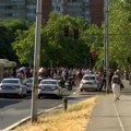 Blokade pojedinih saobraćajnica tokom večeri i noći u Beogradu i drugim gradovima, saobraćaj normalizovan pre jutra