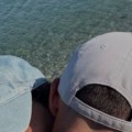 Srpski repezentativac u vezi sa influenserkom Andreom: Lepotica objavila zajedničku sliku i sve puca od ljubavi u liftu: A na…