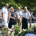 Šaban Šaulić danas bi proslavio 74. rođendan, prizor sa Novog groblja slama i najtvrđa srca