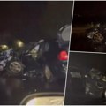 Težak udes kod Mladenovca, sumnja se da ima mrtvih Preticao autobus pun putnika i zakucao se! Vatrogasci seku vozilo (video)