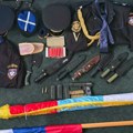 Ухапшен Црногорац, сумња се да је ратовао у Украјини. Полиција му пронашла козачке сабље, бајонете, униформе и преко милион…