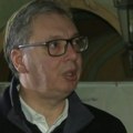 Vučić o vojnoj industriji: Vreme je da dođu mlađi