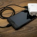 Loš kabel može da vam spali telefon: Ove znakove opasnog punjača ne smete ignorisati