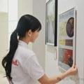 LG prikazao ekran tanak kao papir: elektronski poster koji radi bez stalnog napajanja
