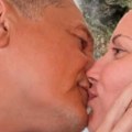 (Foto) Ovo je treći muž Maje Nikolić pevačica pokazala burme: "Kad je ljubav prava"