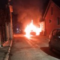 Izgoreo automobil u starom delu Priboja