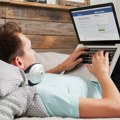 Naučnici otkrili šta ljude zapravo stalno vraća na internet