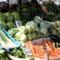 Klimatske promene menjaju kvalitet voća i povrća, a i sve ga je manje na pijacama i u prodavnicama