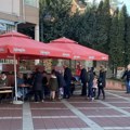 I u Zvečanu i leposaviću: Danas počelo potpisivanje peticije za smenu albanskih gradonačelnika