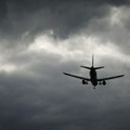 Avion morao prinudno da sleti: Nastao haos
