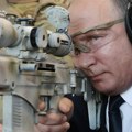 Путин "звецка оружјем": Распоређени "кинжали", почиње... ВИДЕО