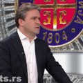 „Da sam uzvratio opozicija bi me proglasila zlikovcem“: Selaković se s flasterom pojavio na TV Hepi