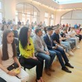 Najbolji među najboljima: Đacima generacije u Nišu uručeno po 60.000 dinara