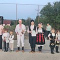 Na sportskom terenu u naselju Višnjar organizovan prigodan kulturno-umetnički program „Višnjar 2025“