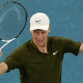 Janik Siner "preboleo" poraz od Novaka: Odigrao prvi meč još od Australije i Đokovića, slavio u dva seta