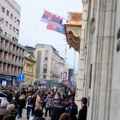 Protest ispred zgrade Rektorata u Beogradu: Veliki broj policajaca u centru grada (foto)