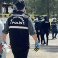 Dva policajca ubijena u turskom poslovnom centru