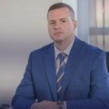 Stižu šatori, barski stolovi, snimatelji, fotografi... Predsednik Opštine Inđija odlučio da potroši četiri miliona dinara za…