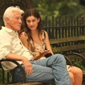 "Holivud je potpuno poludeo": Ričard Gir u novom filmu ljubi 40 godina mlađu, fotografije izazvale opšti haos