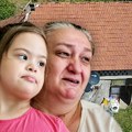 Tuga i beda kod Kruševca! Srna (6) je teško bolesna, a noću ne sme da zaspi jer se plaši da će joj bube ući u krevet: Sa…