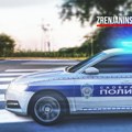 Tri saobraćajne nezgode, jedna osoba teže povređena