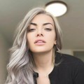 Ela Dvornik dobila starateljstvo nad ćerkama: Sa bivšim mužem svake druge nedelje živela u istoj kući zbog dece